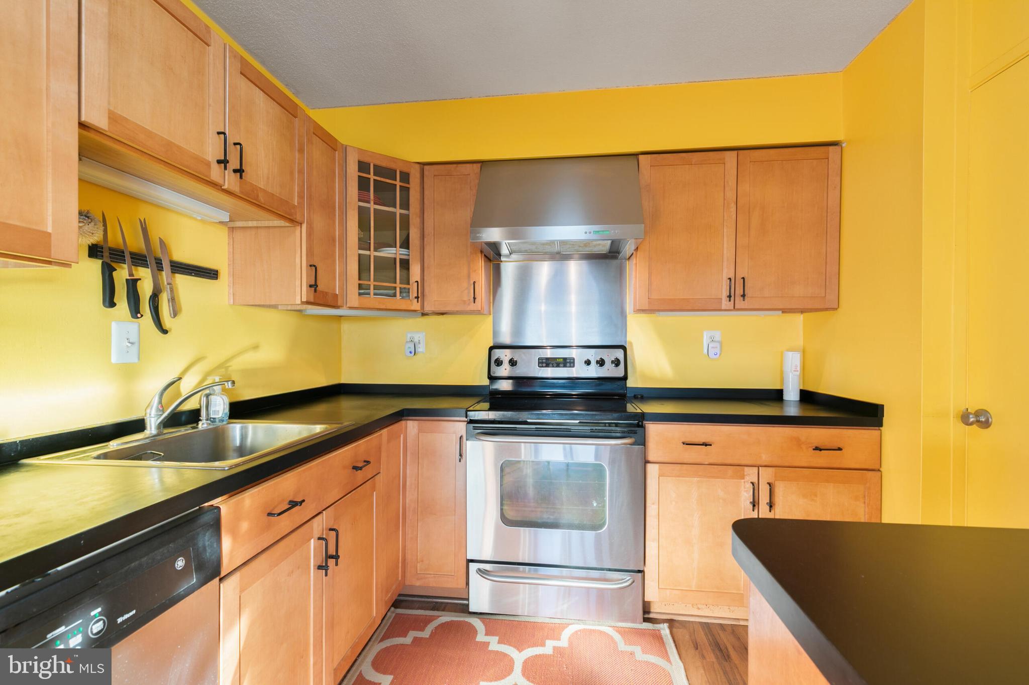 307 YOAKUM PARKWAY 1518