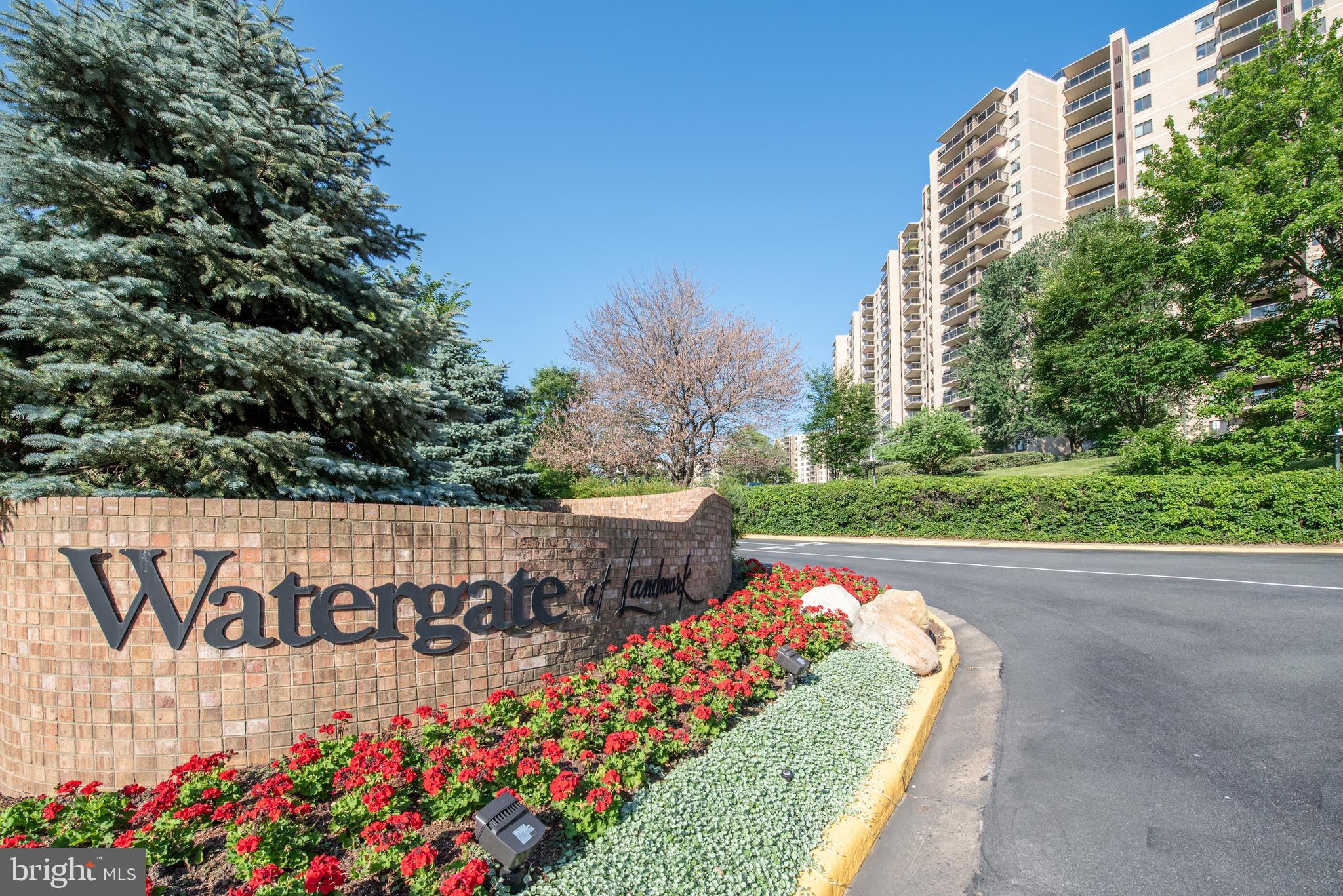 307 YOAKUM PARKWAY 1518