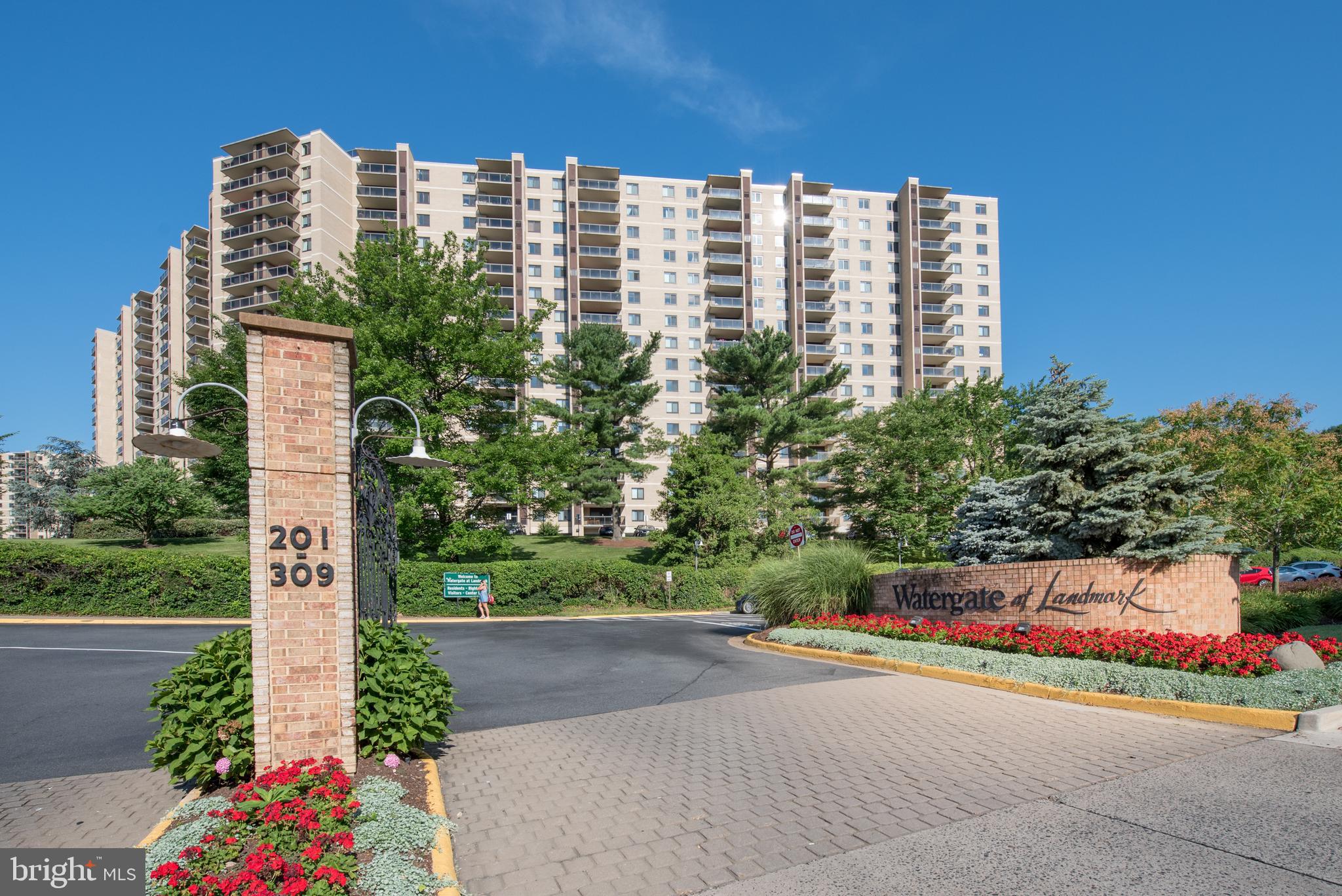 307 YOAKUM PARKWAY 1518