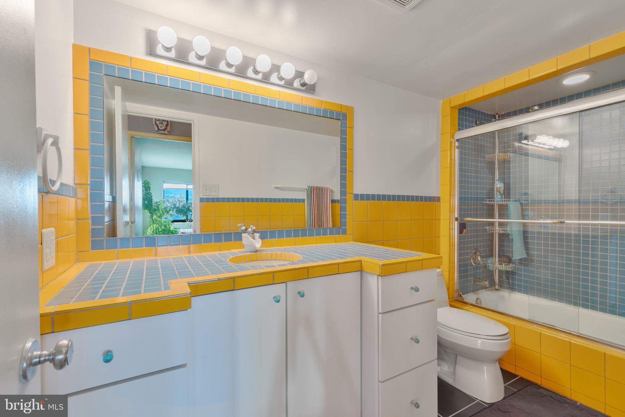 307 YOAKUM PARKWAY 1518