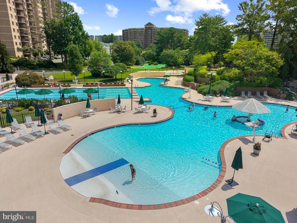 307 YOAKUM PARKWAY 1105