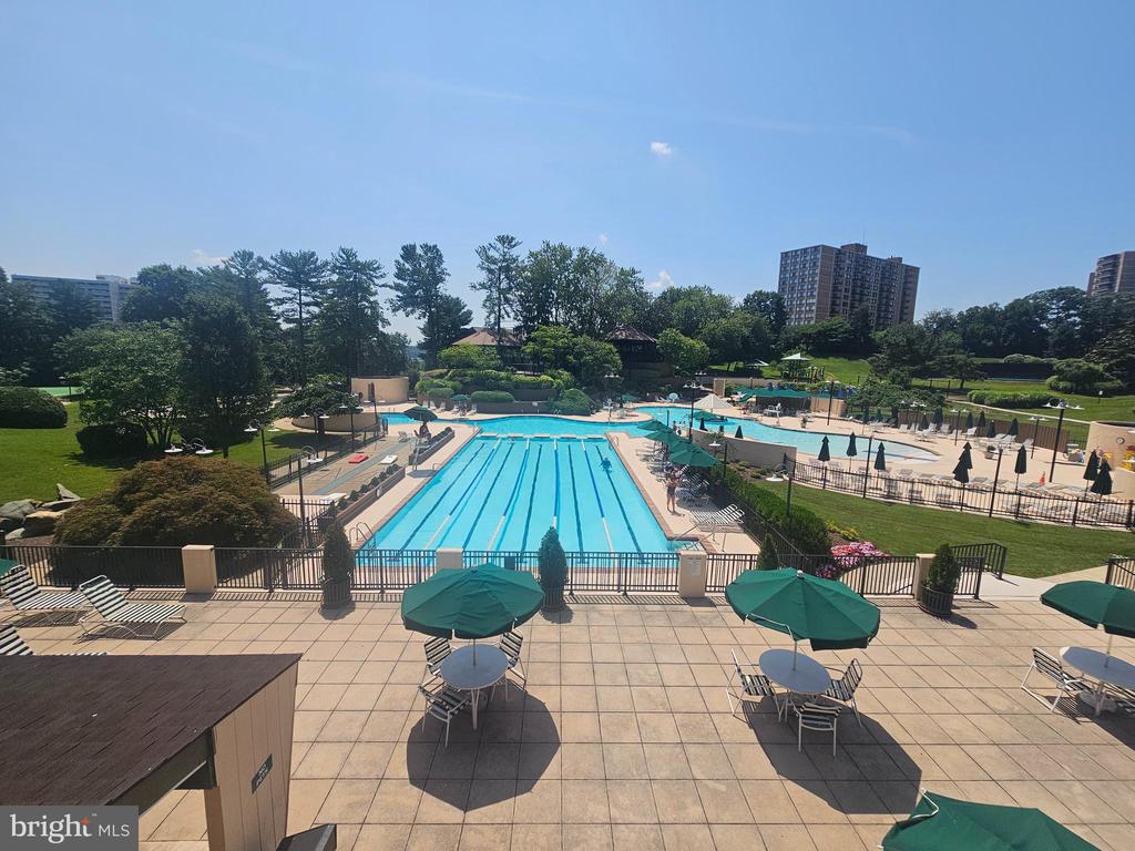 307 YOAKUM PARKWAY 716