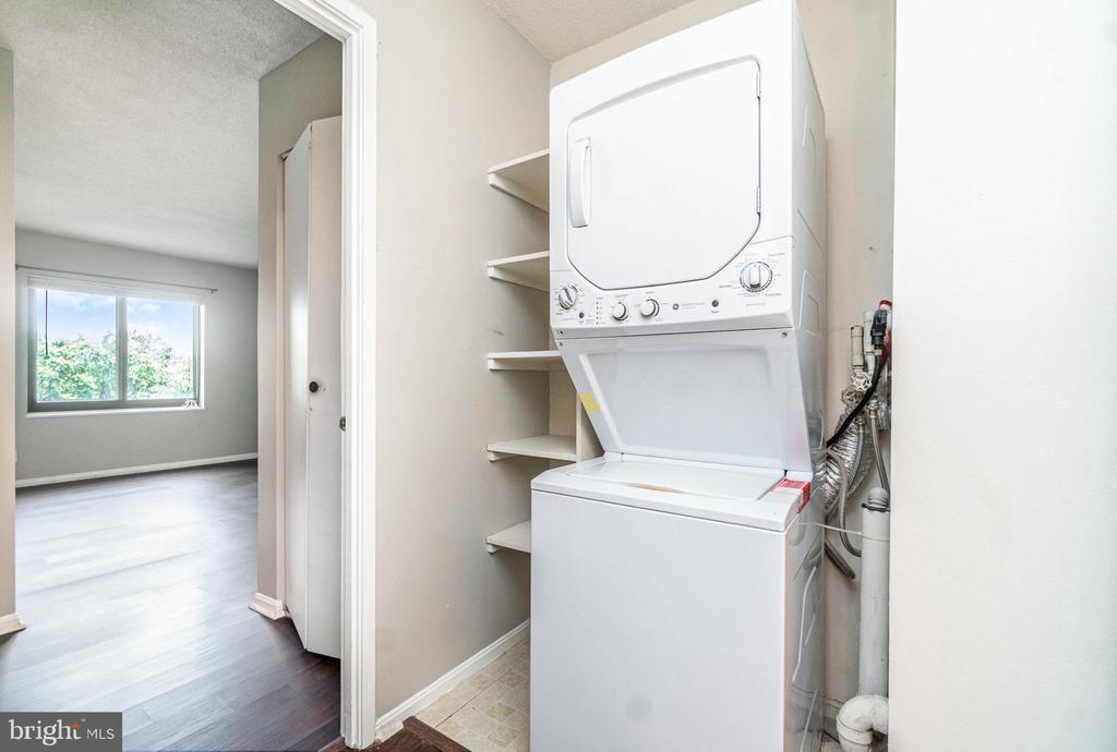 307 YOAKUM PARKWAY 716