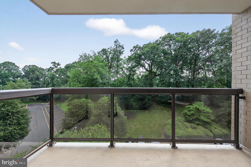 309 YOAKUM PARKWAY 503