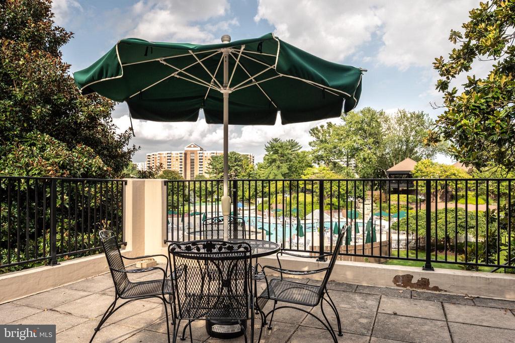 309 YOAKUM PARKWAY 503