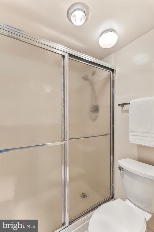 205 YOAKUM PARKWAY 822