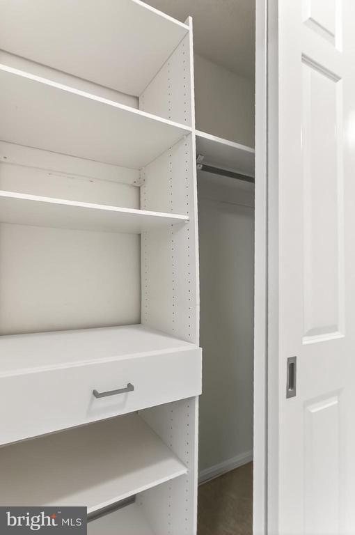 205 YOAKUM PARKWAY 822