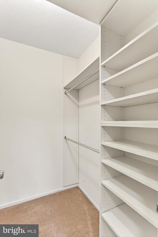 205 YOAKUM PARKWAY 822