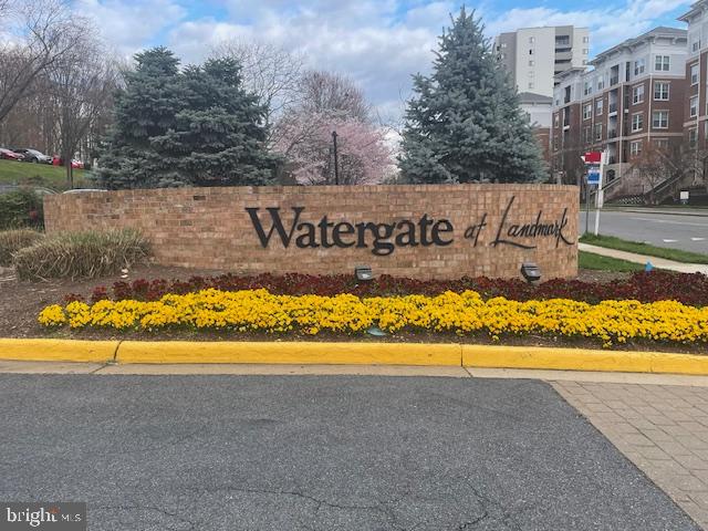 307 YOAKUM PARKWAY 1416
