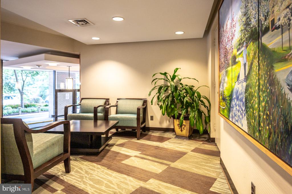 307 YOAKUM PARKWAY 1808