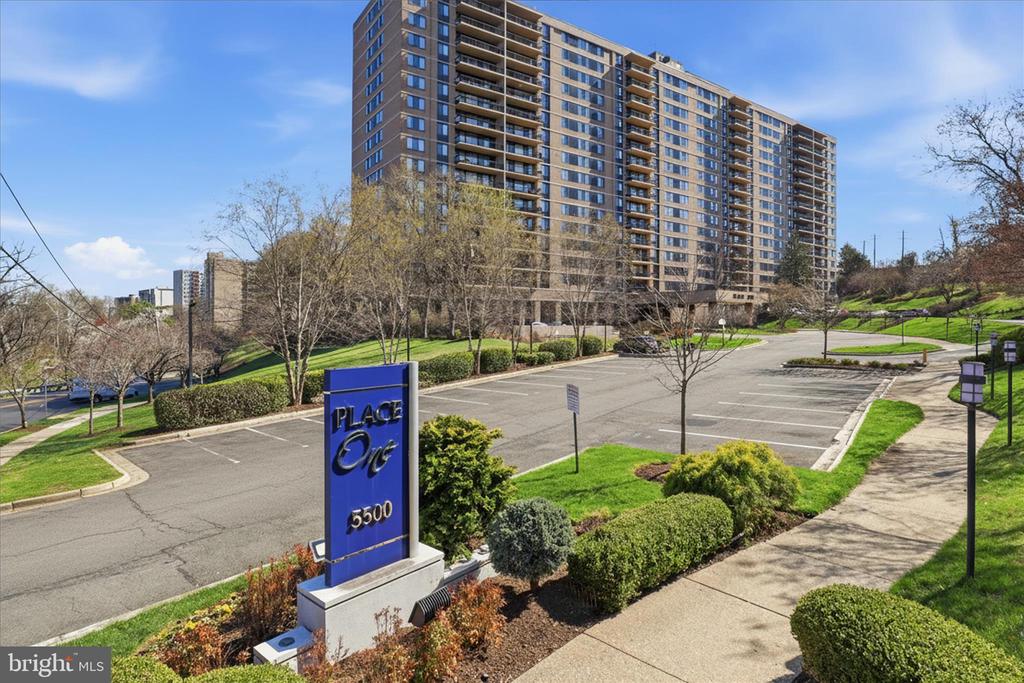 5500 HOLMES RUN PARKWAY 703