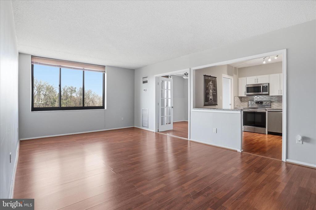 5500 HOLMES RUN PARKWAY 703