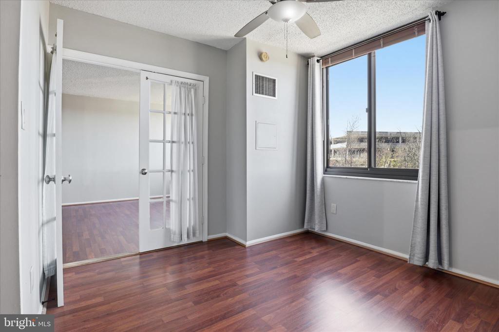 5500 HOLMES RUN PARKWAY 703