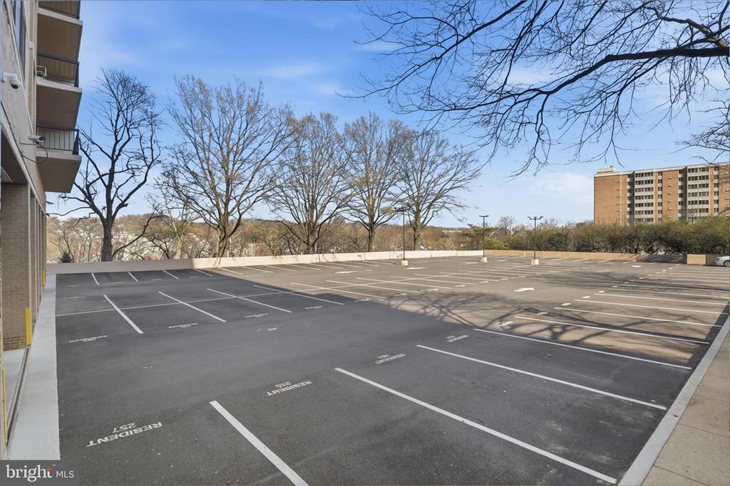 5500 HOLMES RUN PARKWAY 703