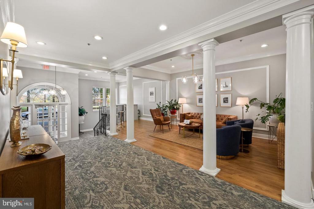 171 SOMERVELLE STREET Unit: 205