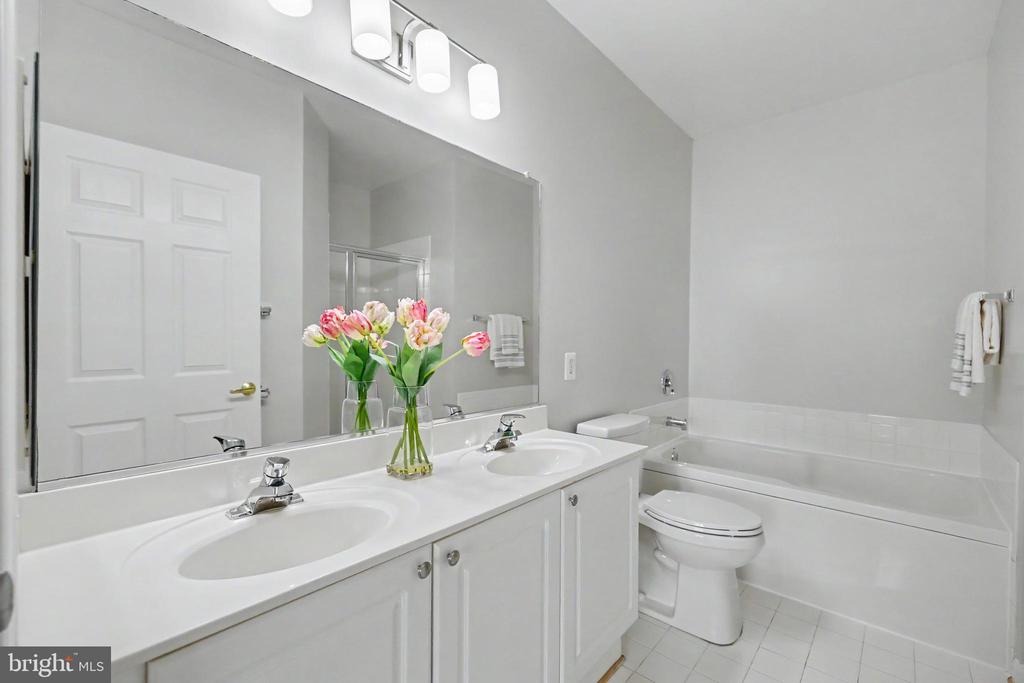 171 SOMERVELLE STREET Unit: 205