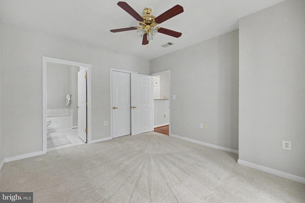 171 SOMERVELLE STREET Unit: 205