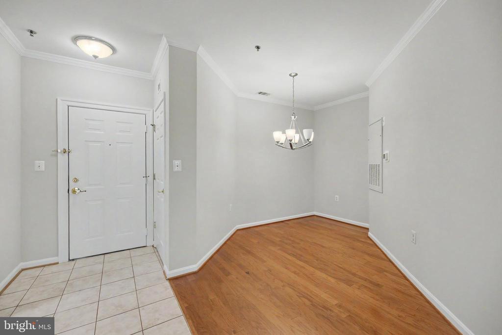 171 SOMERVELLE STREET Unit: 205