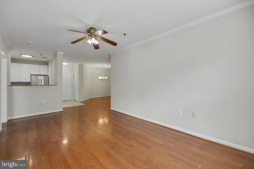 171 SOMERVELLE STREET Unit: 205