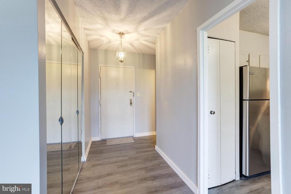 5500 HOLMES RUN PARKWAY Unit: 601