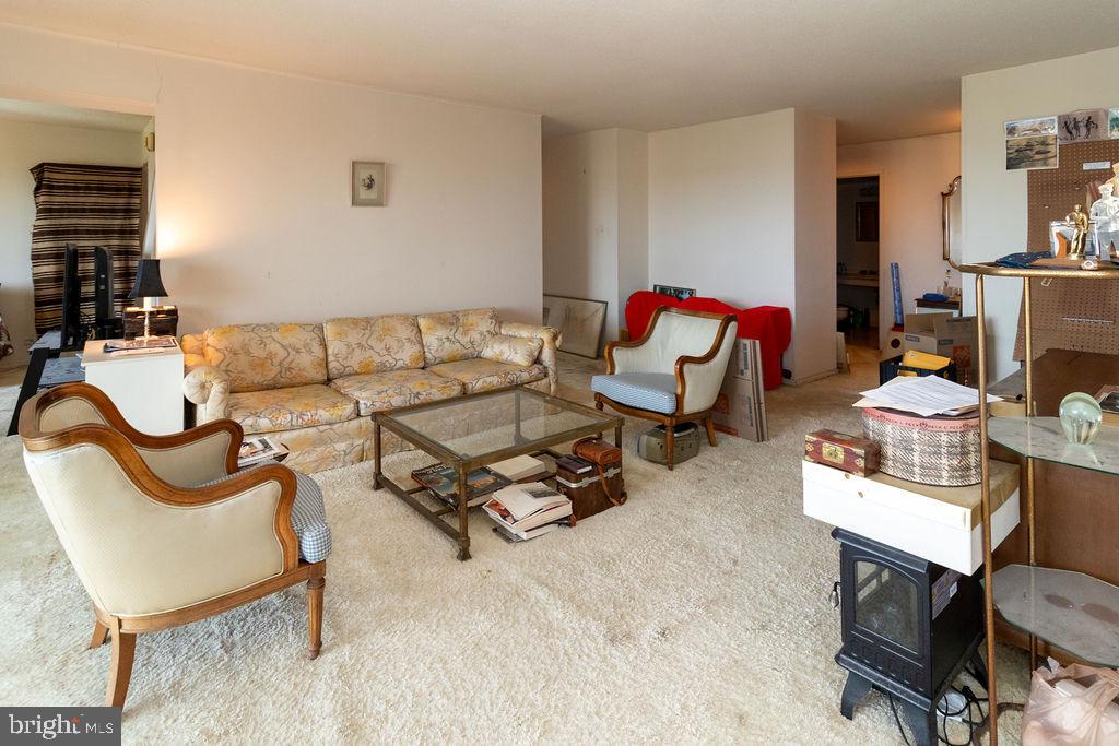 205 YOAKUM PARKWAY Unit: 1711