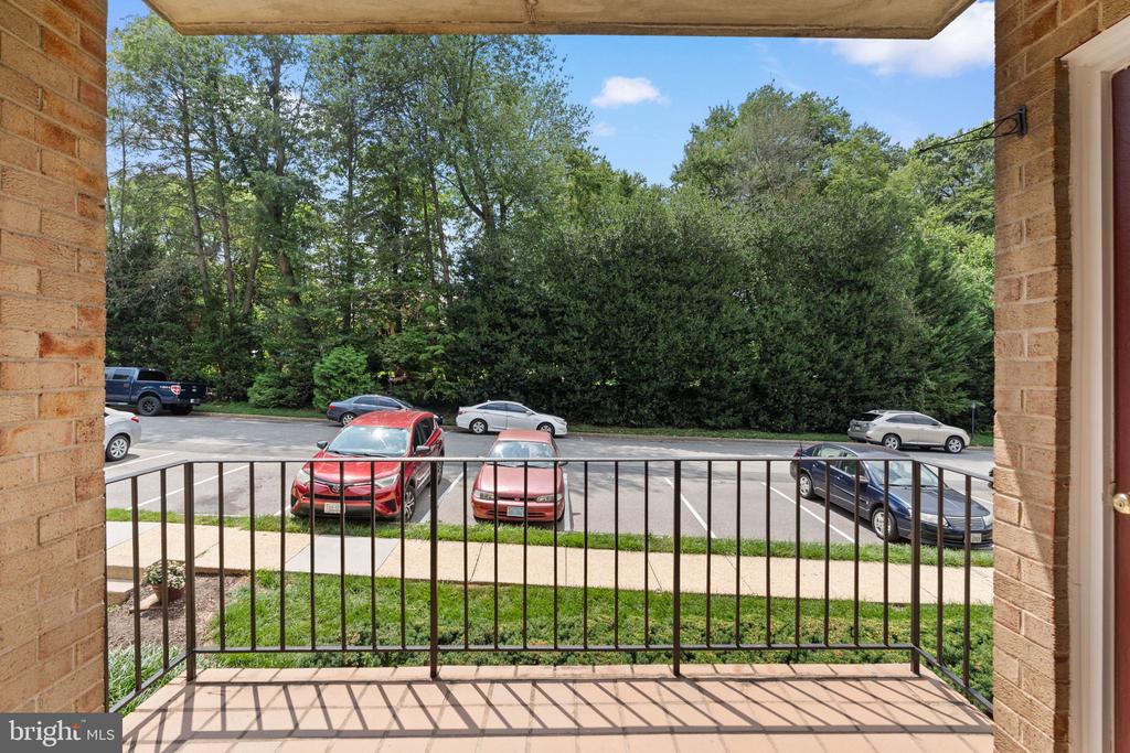 3901 LYNDHURST DRIVE 201