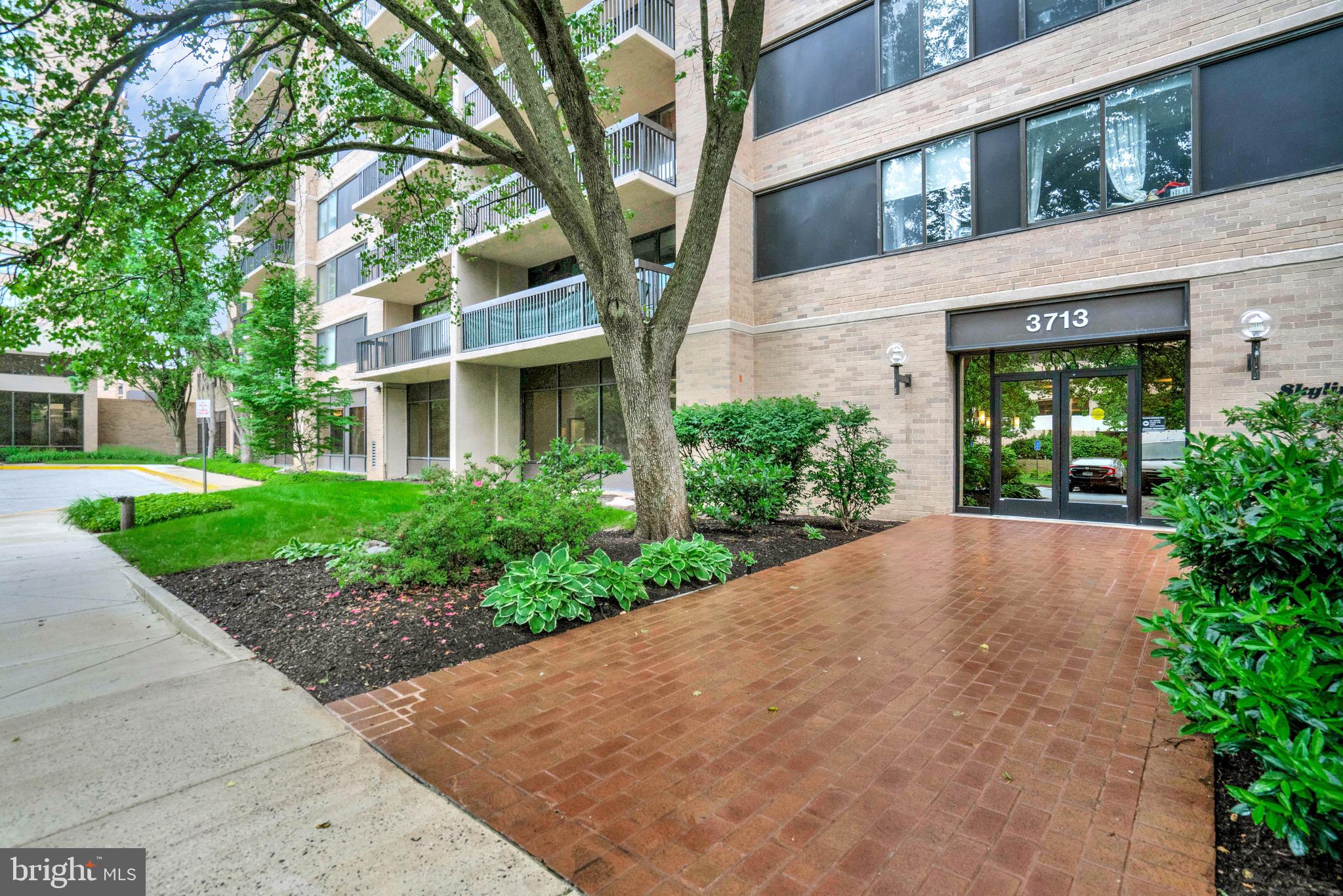 3713 S GEORGE MASON DRIVE 409W
