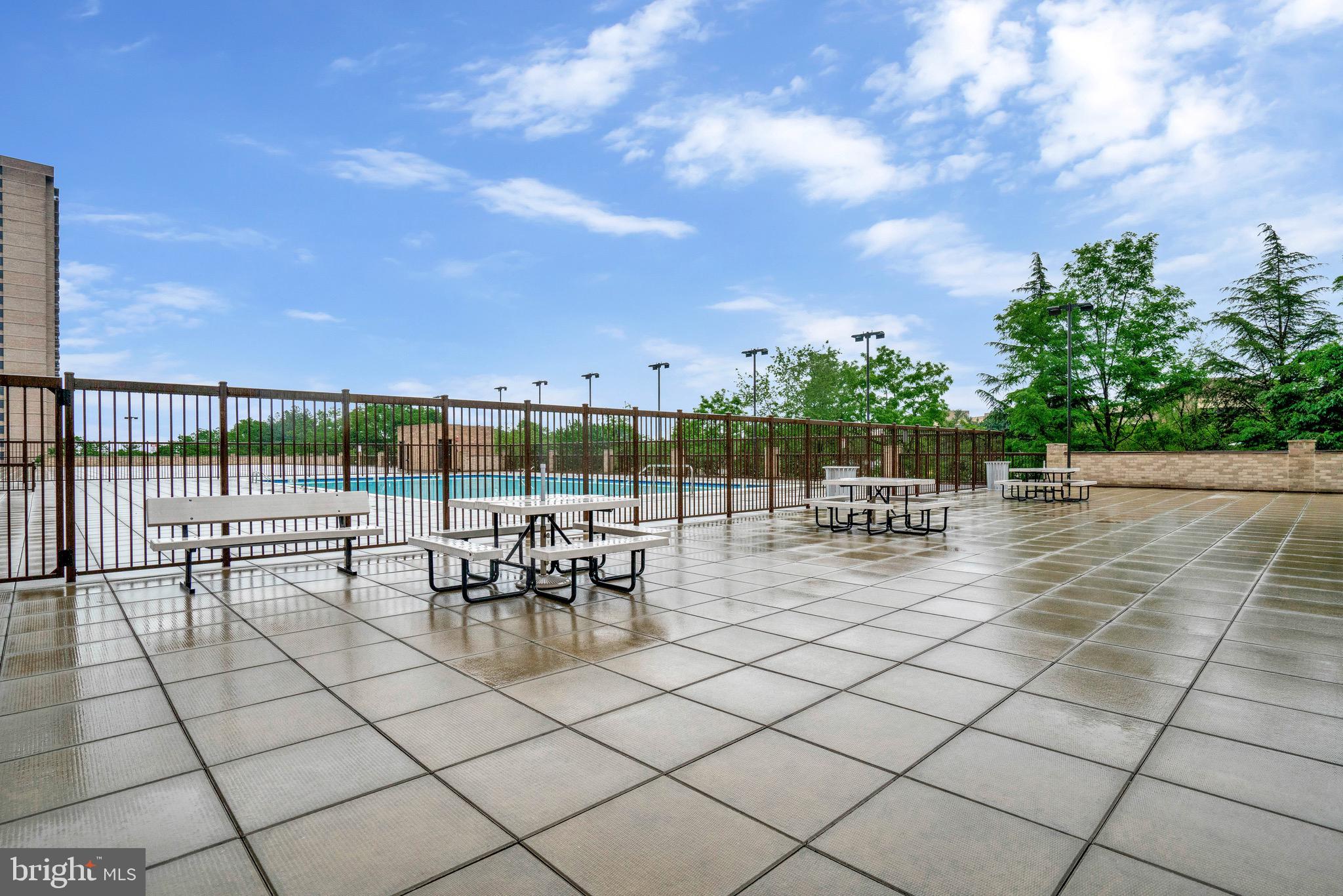 3713 S GEORGE MASON DRIVE 409W