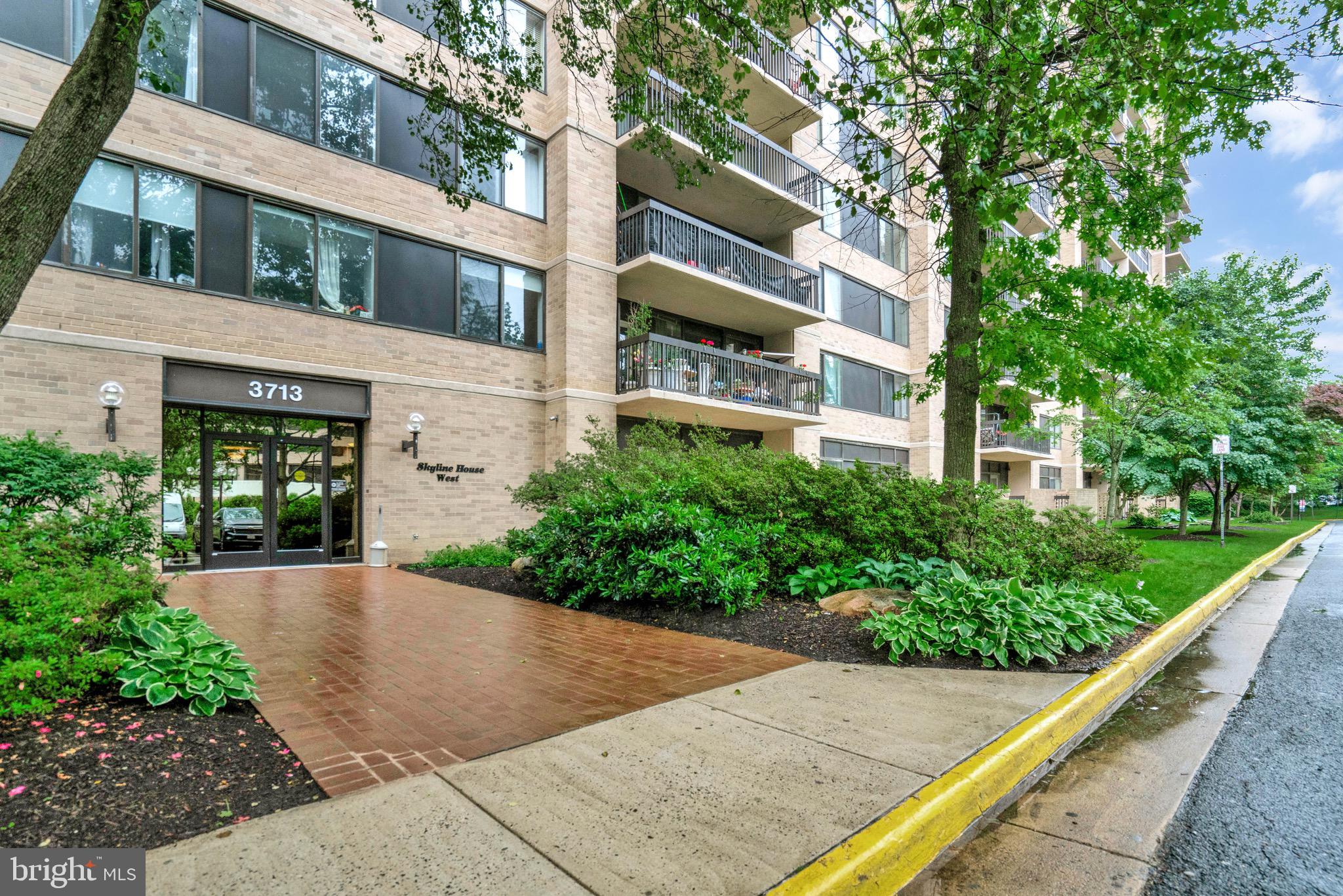 3713 S GEORGE MASON DRIVE 409W
