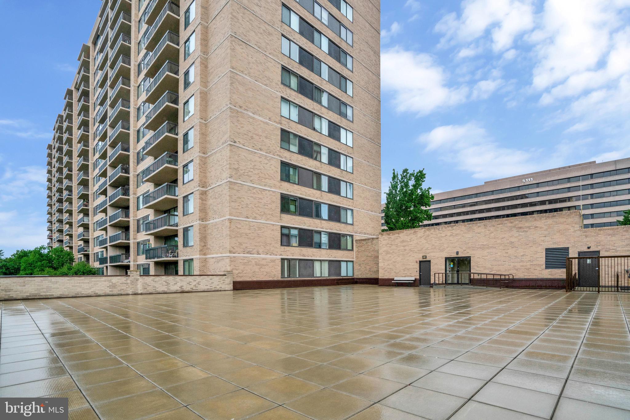3713 S GEORGE MASON DRIVE 409W
