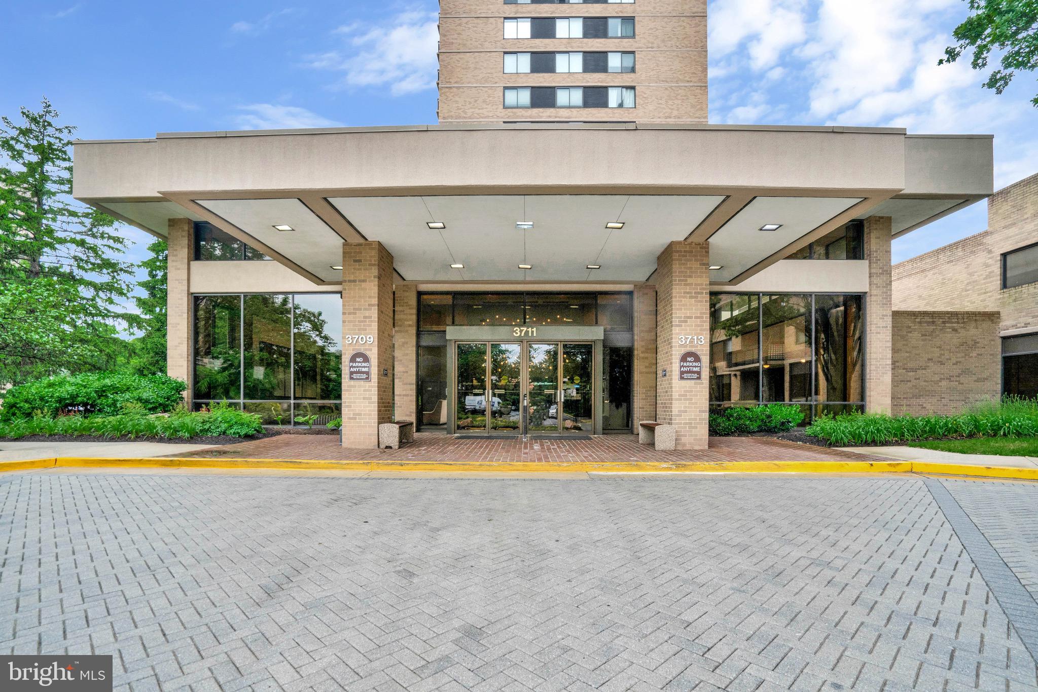 3713 S GEORGE MASON DRIVE 409W
