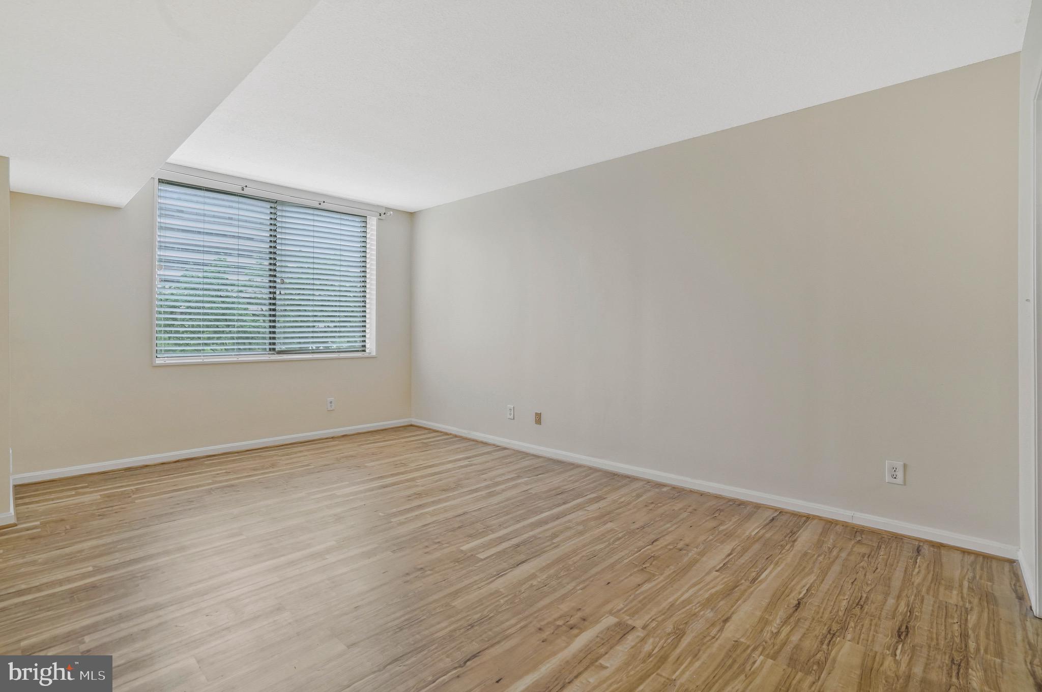 3713 S GEORGE MASON DRIVE 409W