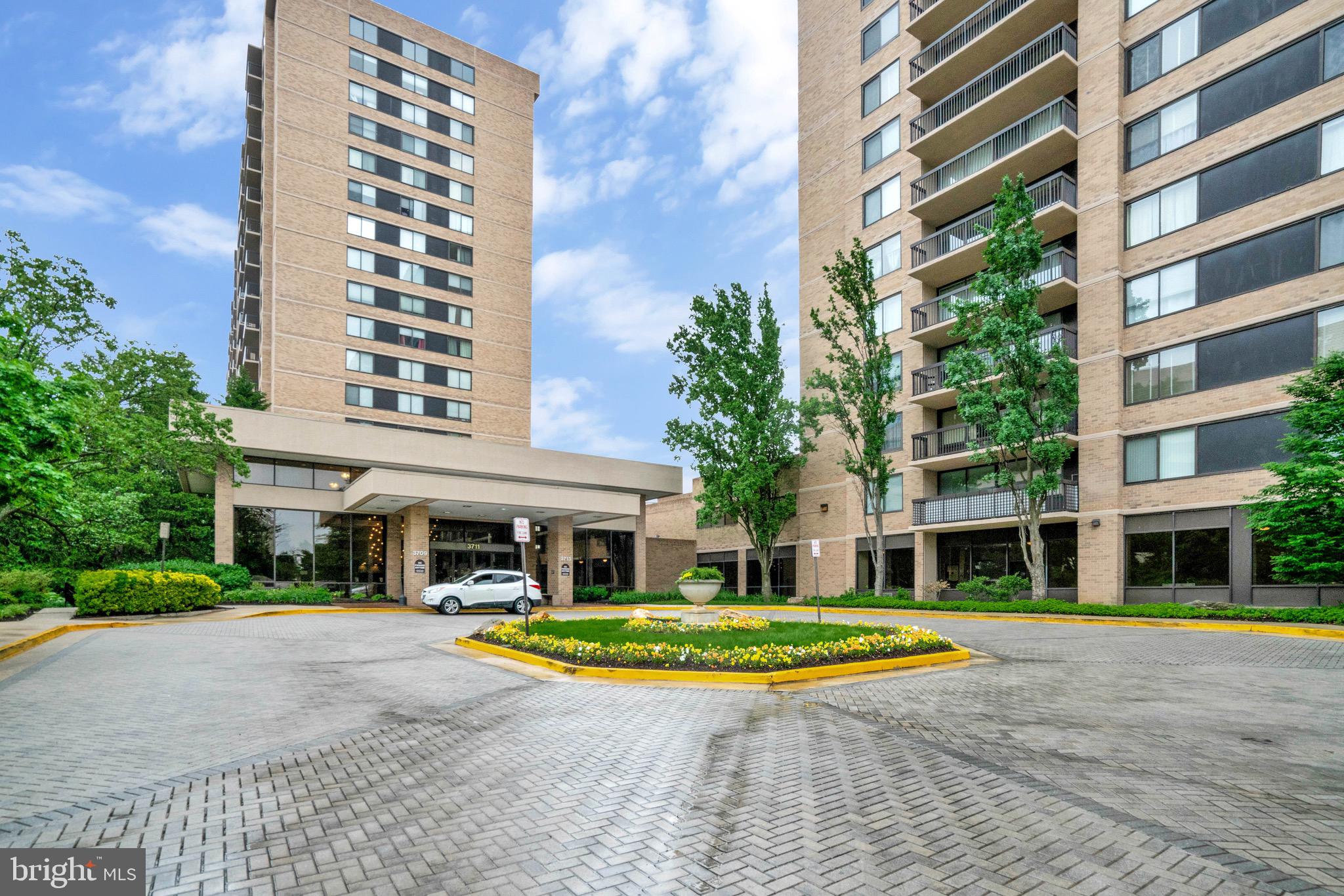 3713 S GEORGE MASON DRIVE 409W