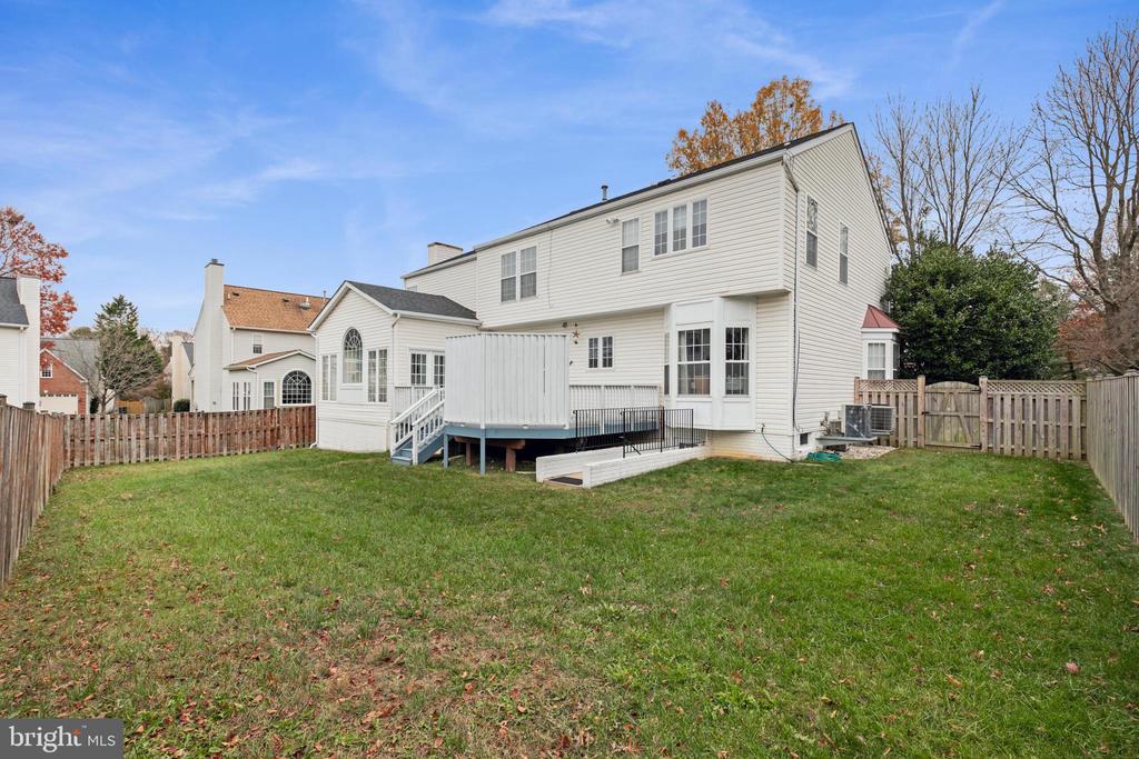 7704 CASHLAND COURT