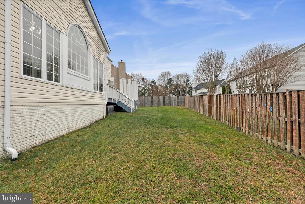 7704 CASHLAND COURT