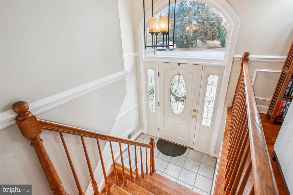 8313 FORT HUNT ROAD