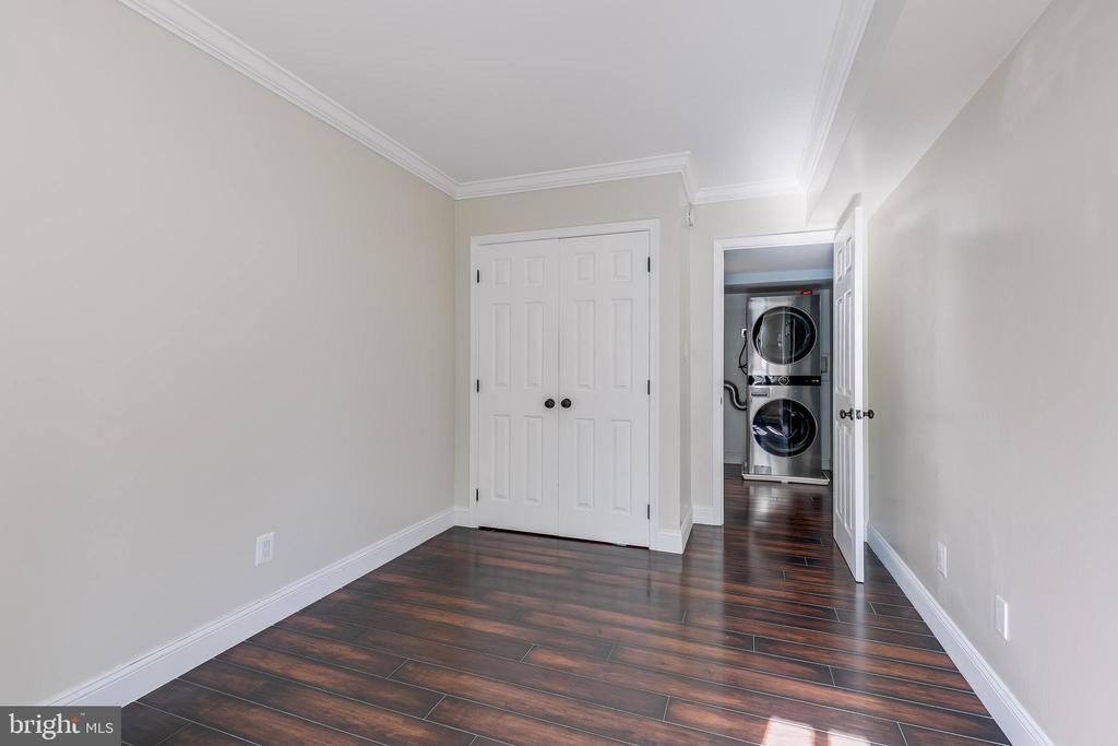 2255 CASTLE ROCK SQUARE 12C