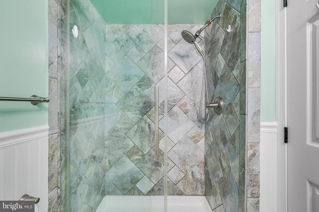 2255 CASTLE ROCK SQUARE 12C