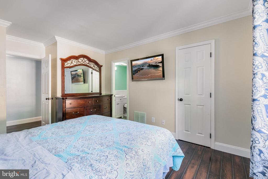 2255 CASTLE ROCK SQUARE 12C
