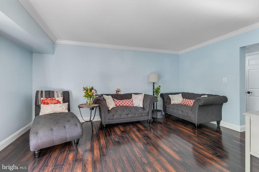 2255 CASTLE ROCK SQUARE 12C
