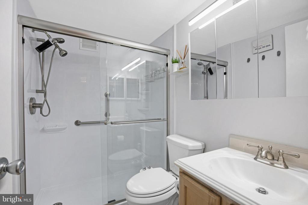 3101 S MANCHESTER STREET Unit: 510