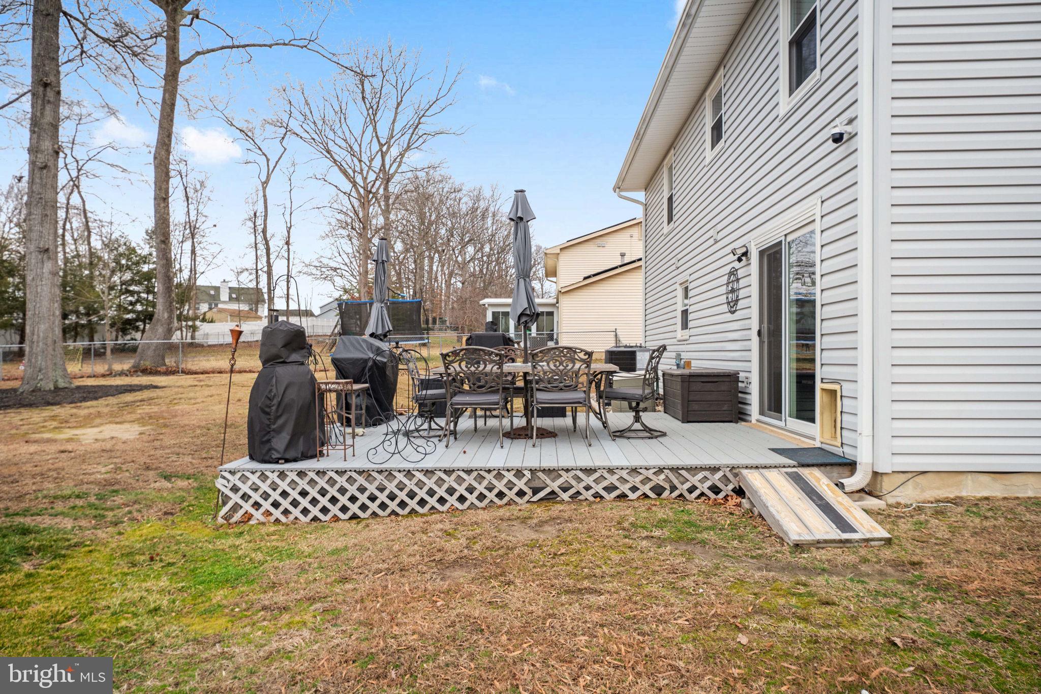 3304 WAVERLY DRIVE