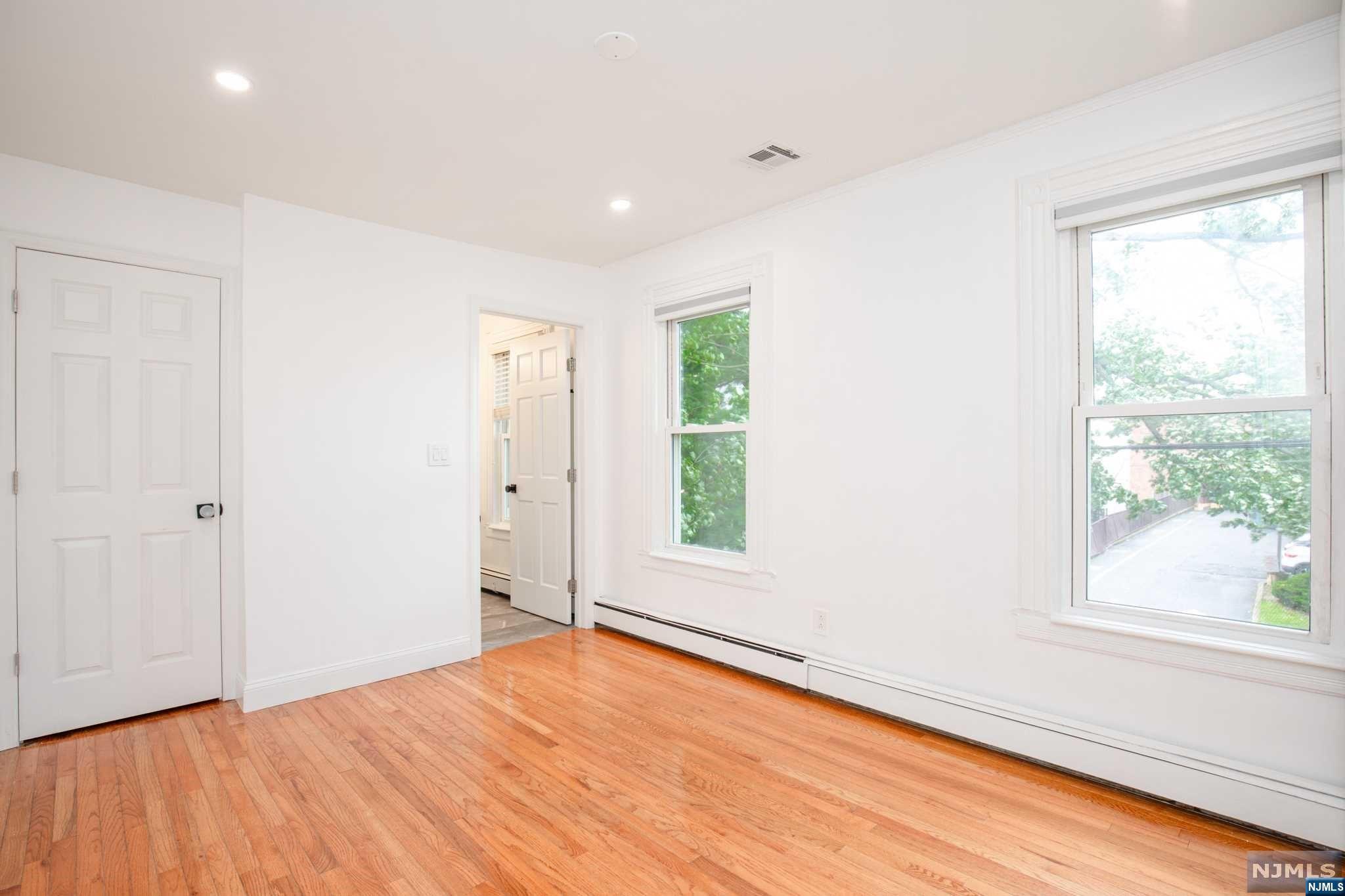 90 Phelps Avenue
