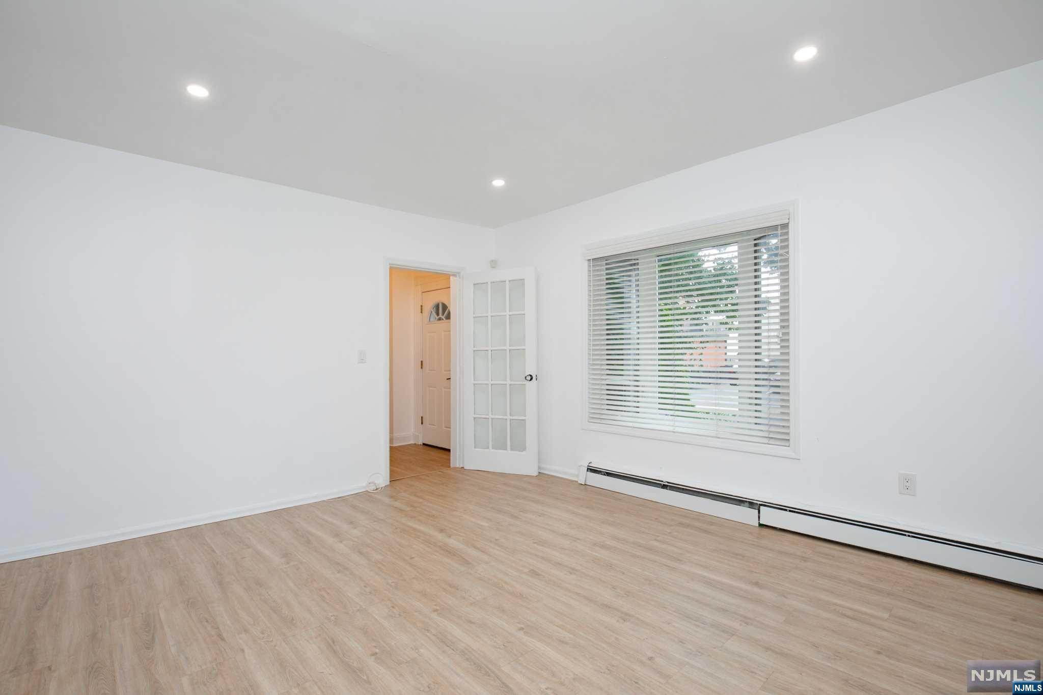 90 Phelps Avenue
