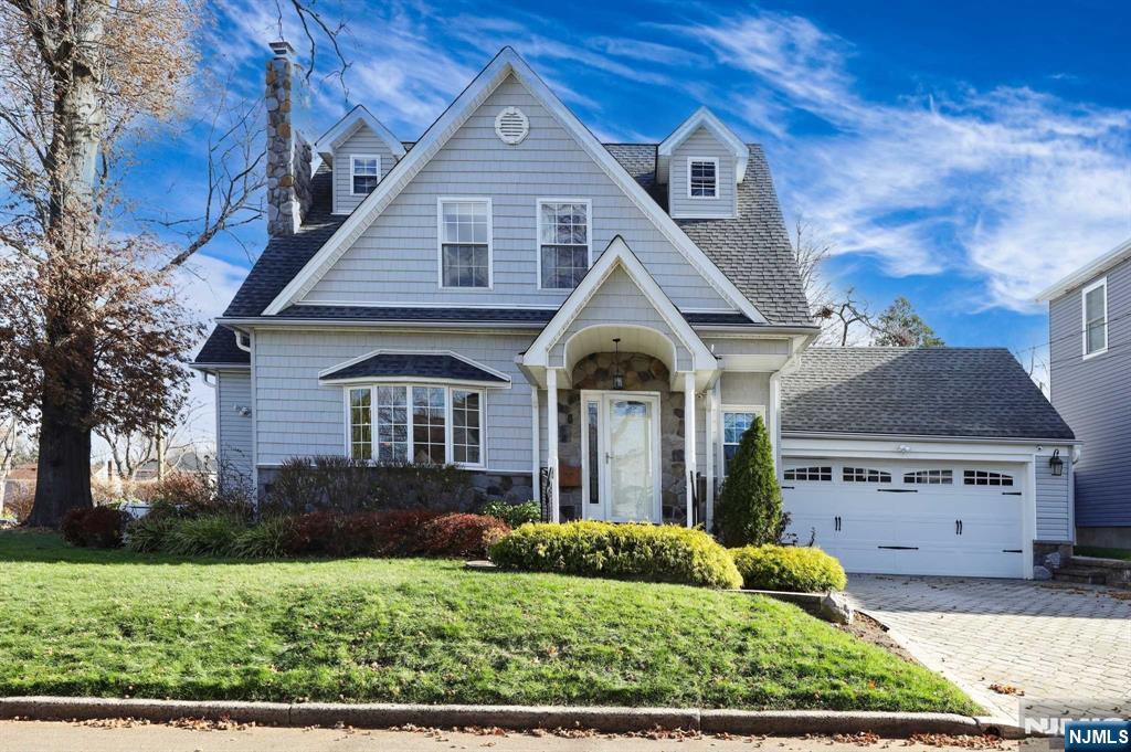 3 Surrey Lane