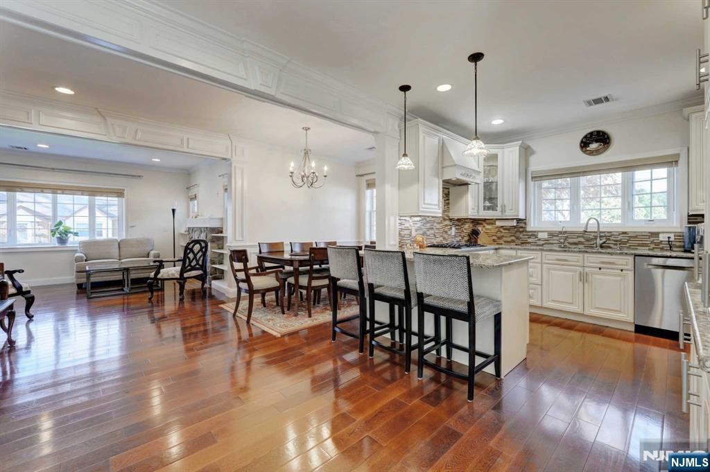 3 Surrey Lane