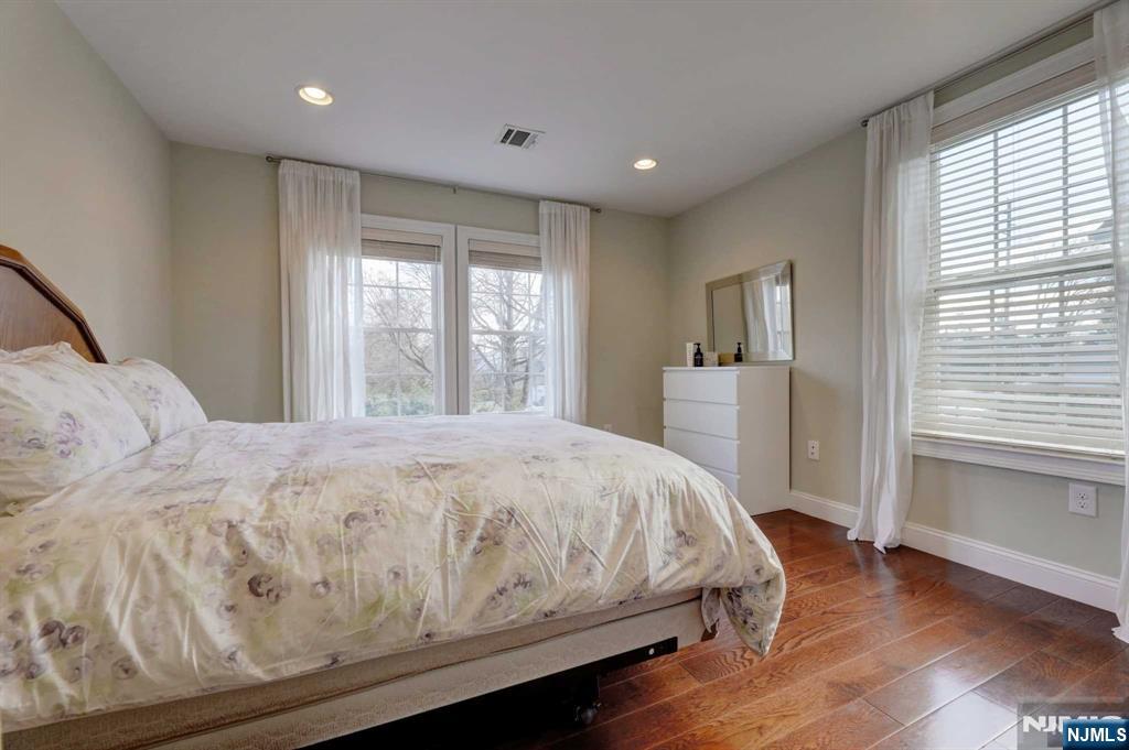 3 Surrey Lane