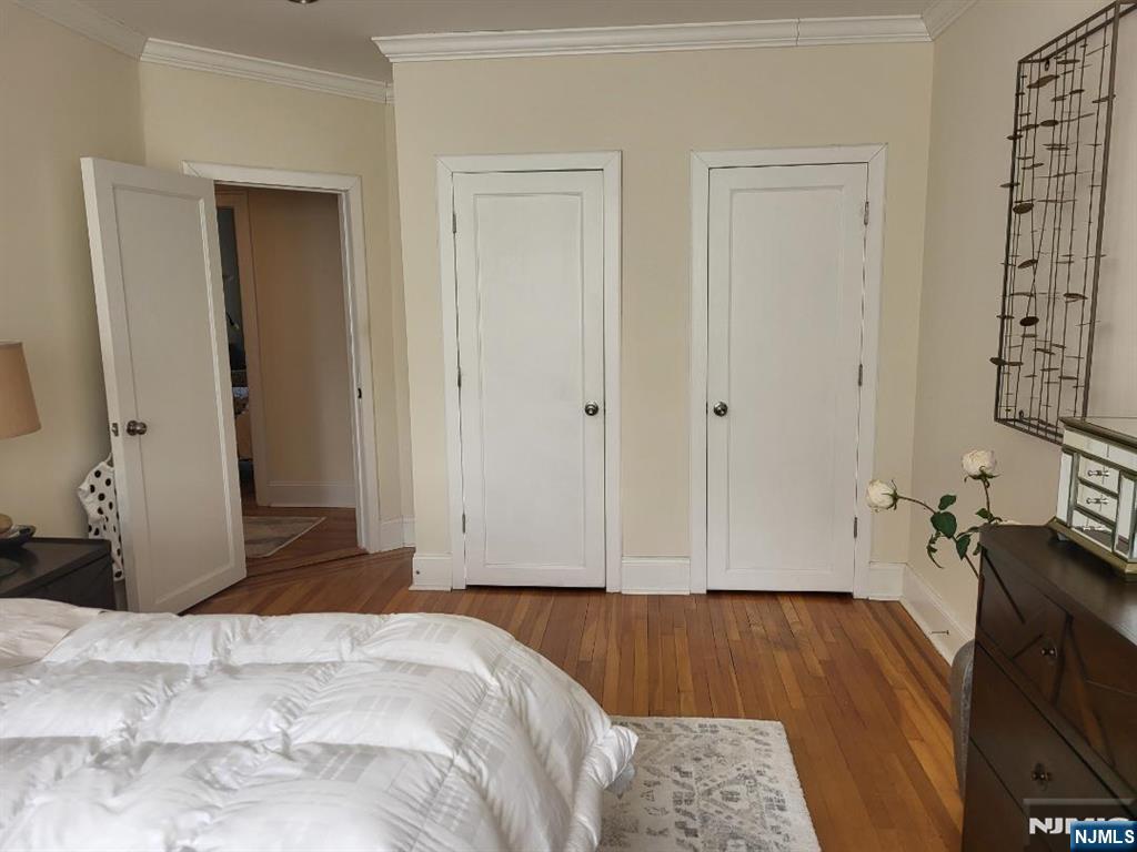 275 Engle Street J3