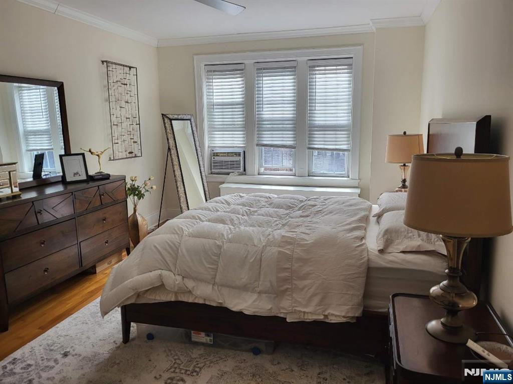 275 Engle Street J3
