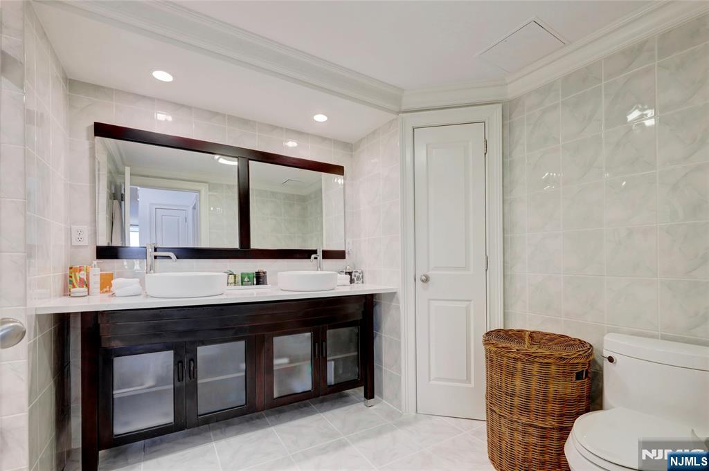 800 palisade Avenue 709